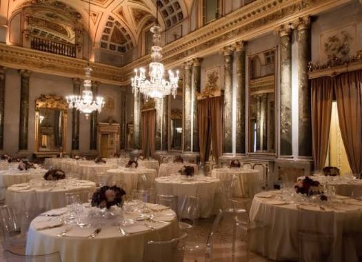 Elegant Gala Dinner Themes
